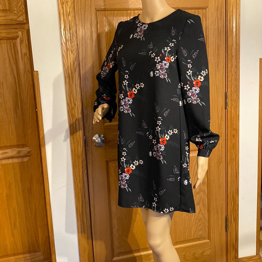 H&M Black long sleeve dress - floral